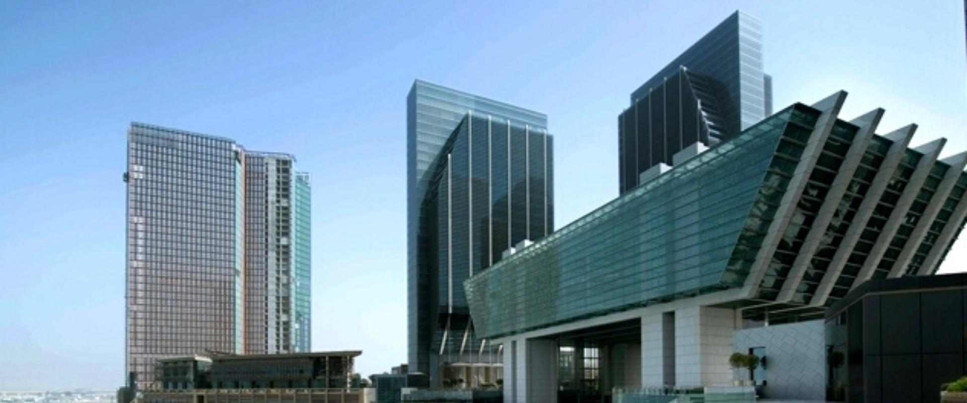 ADGM and DIFC set up